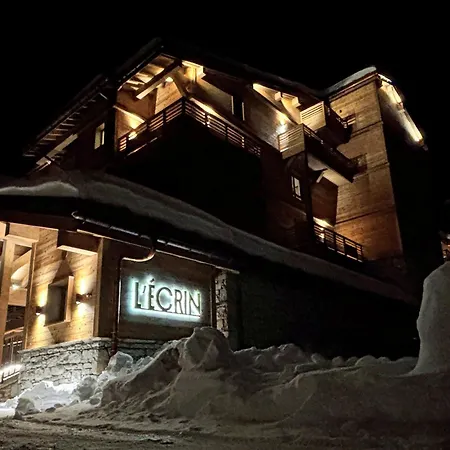 Apartmán De Luxe A Avec Piscine Et Parking - Fr-1-694-421 Val-dʼIsère