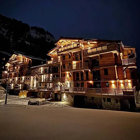 De Luxe A Avec Piscine Et Parking - Fr-1-694-421 * Val-dʼIsère